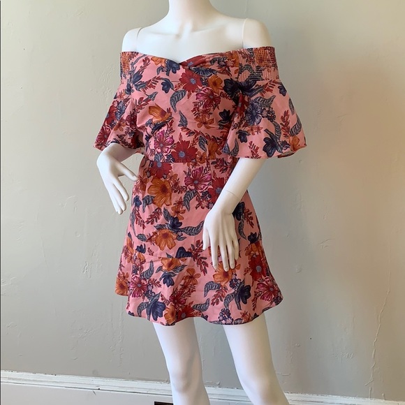 Finders Keepers Dresses & Skirts - Finders Keepers Rhapsody Mini Dress